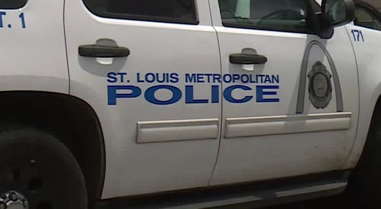 One dead in south St. Louis pedestrian crash
