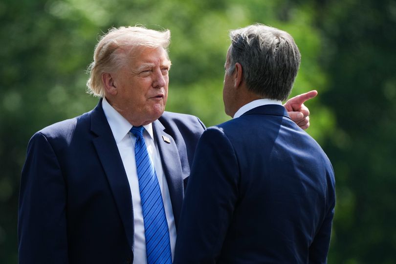 Donald Trump's erratic week as his polls plummet and he screws Ukraine over