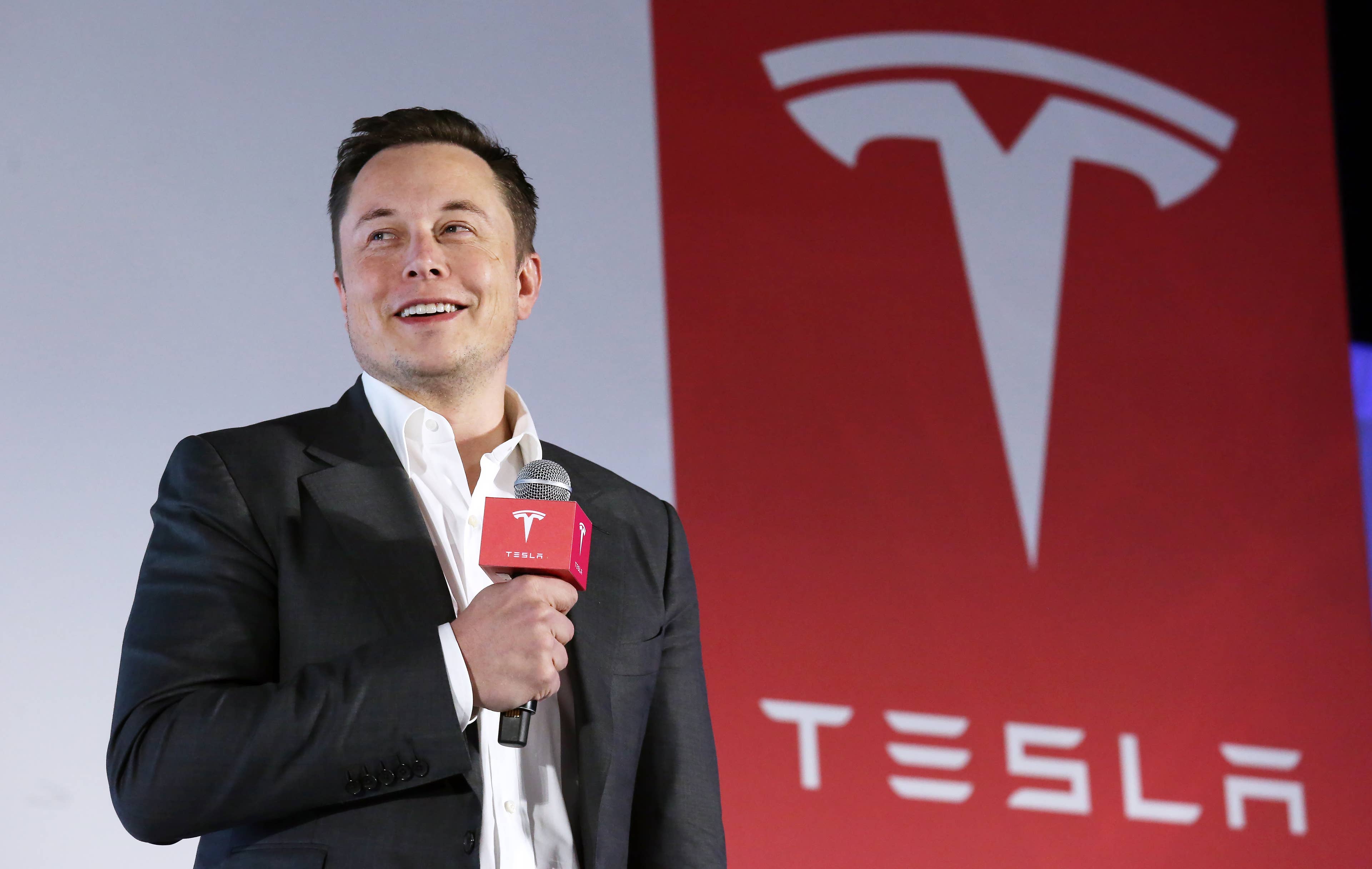 Tesla stock surges as super bull turns slightly more bearish