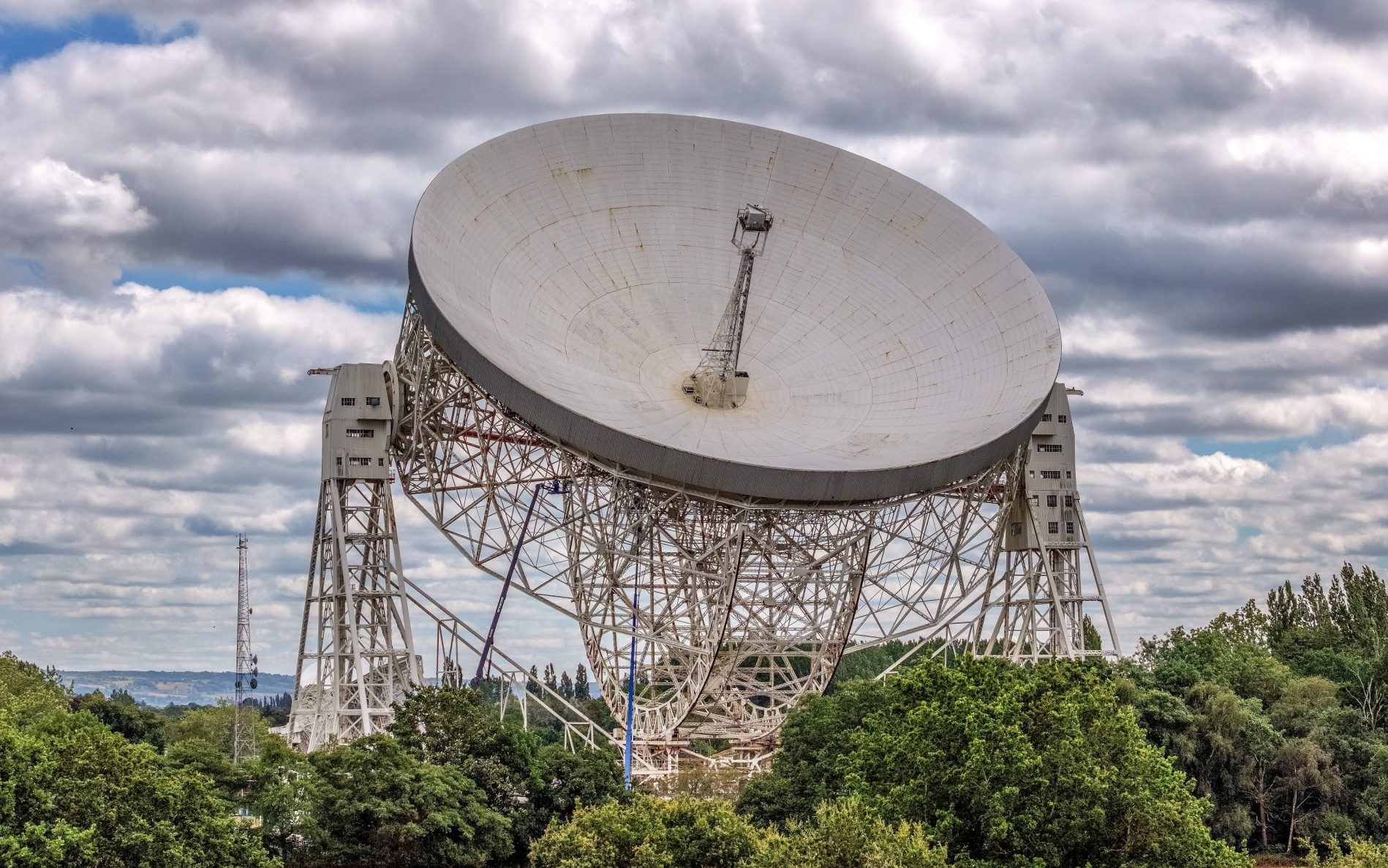 Closing Jodrell Bank would be ‘short-sighted', Brian May tells Burnham