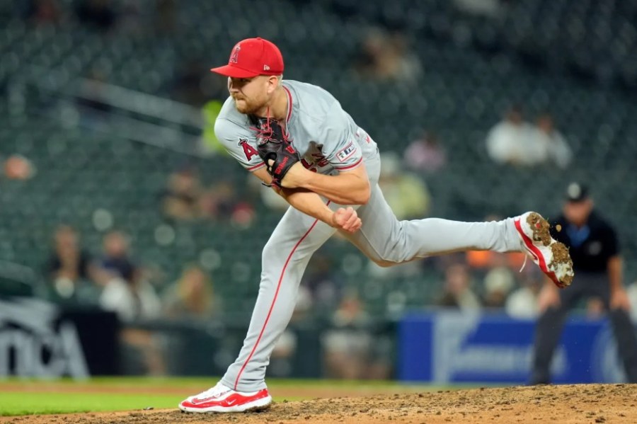Reports: Cubs acquiring reliever Ryan Zeferjahn from Angels for Moises Ballesteros