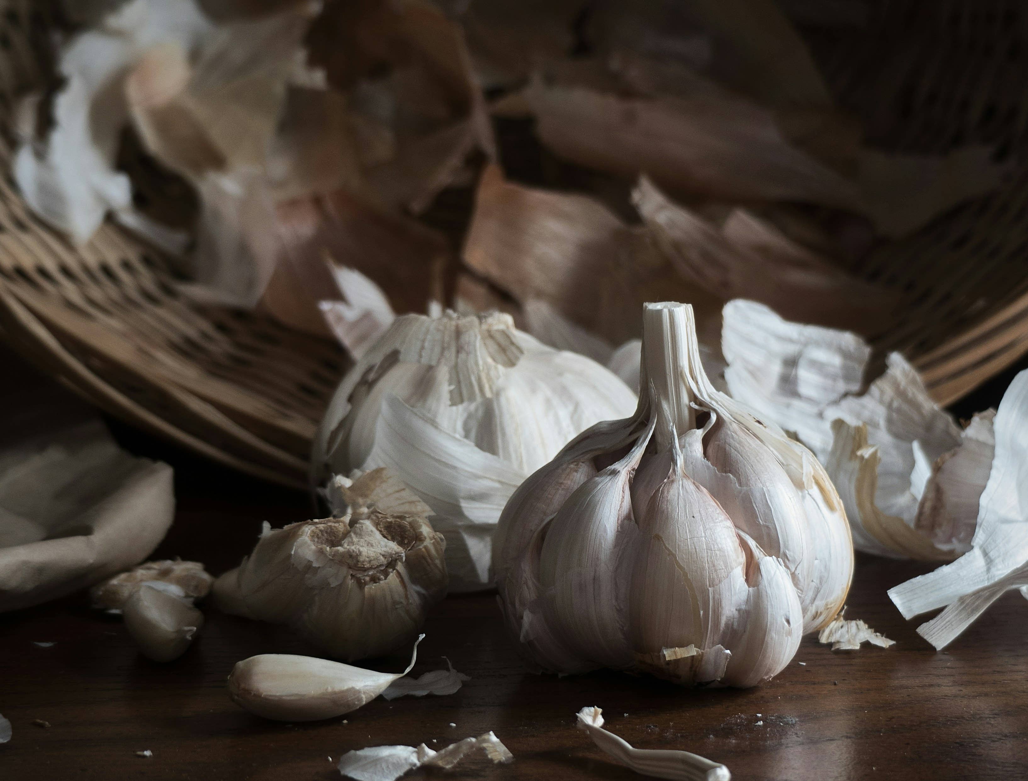 Don't Eat Your Garlic Yet: Why You Need to 'Cure' It First - AOL