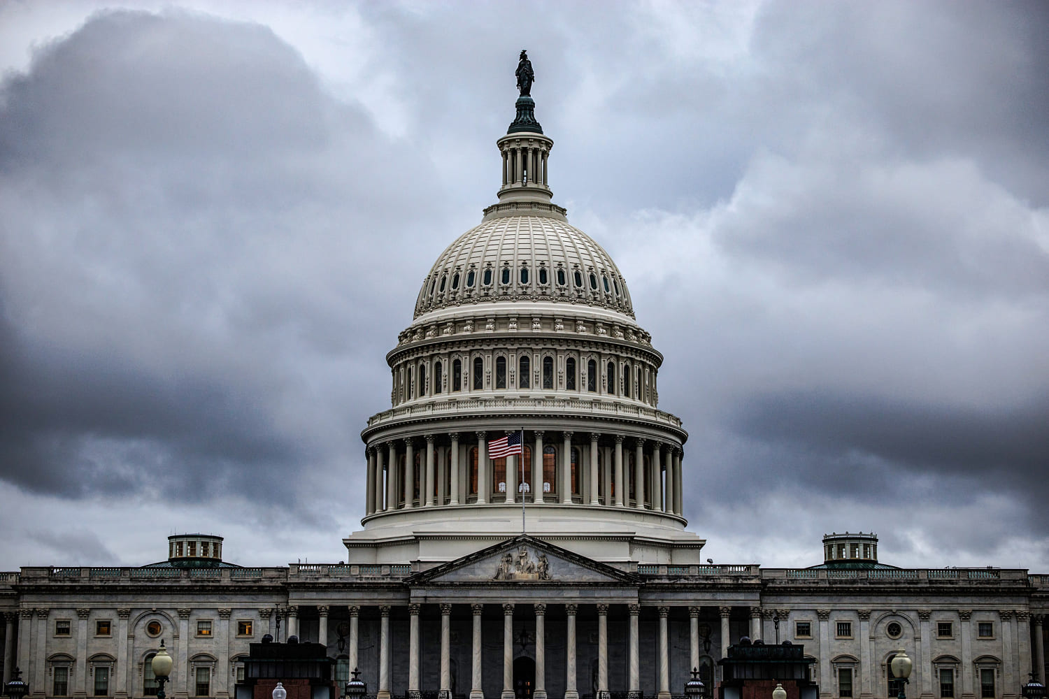 New Photo - Senate leaders reach a deal to avert a shutdown before the 2026 elections