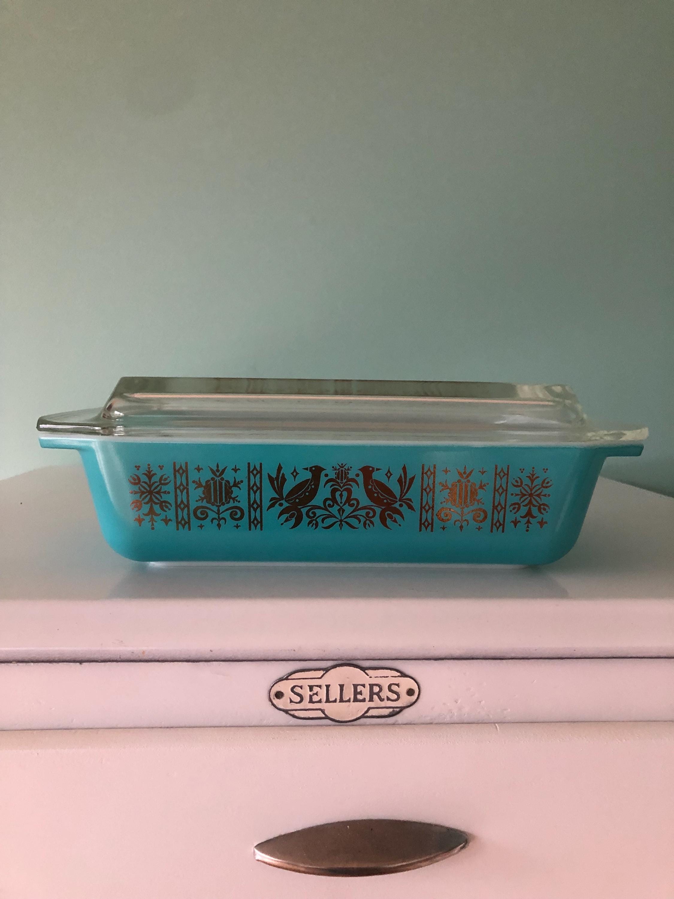 The Most Valuable '70s Vintage Pyrex To Score At The Thrift Store