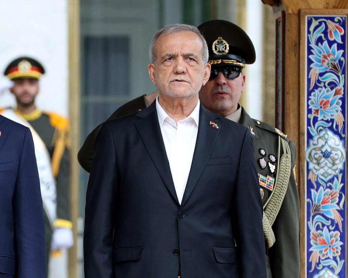 Iran's president denies threatening to resign during talks over strait of Hormuz