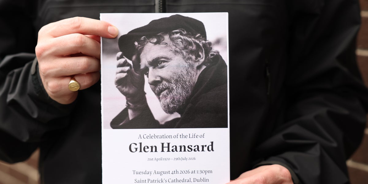 Bono, Eddie Vedder Among Mourners At Funeral Of Oscar-Winning Songwriter Glen Hansard