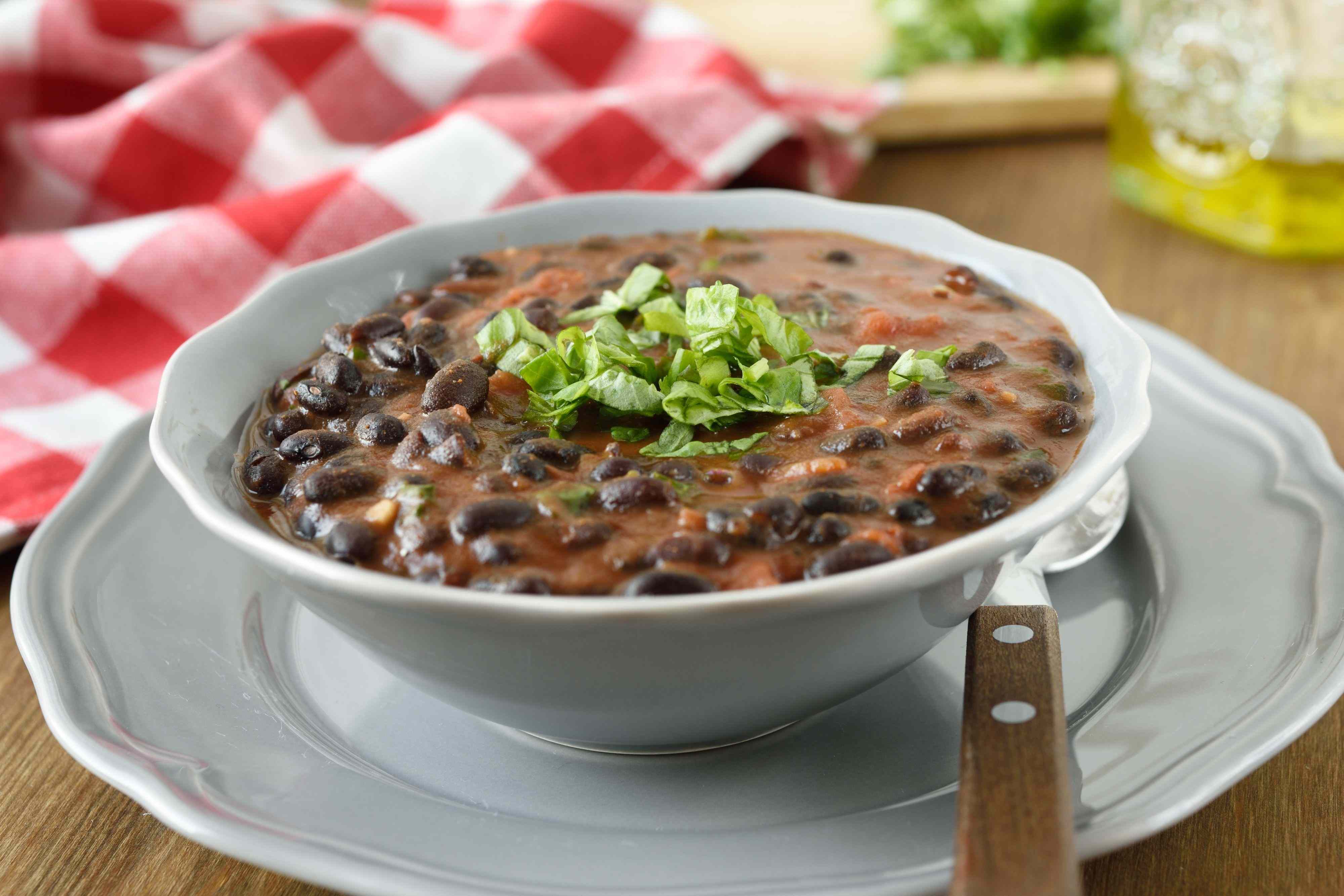 6 Healthiest Canned Soups for High Blood Pressure