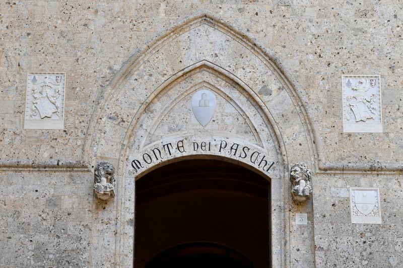 Italy to handle Monte Paschi stake without interfering with M&A moves