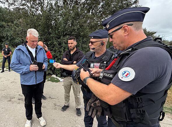 Lee Anderson rages over 'instruction manual' for migrants as he turns on French  police - AOL