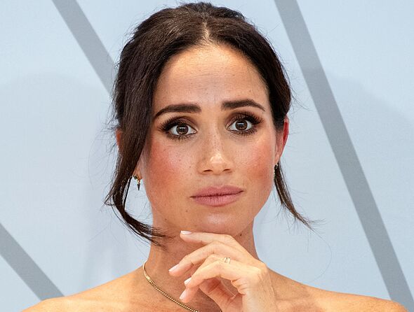 Meghan Markle bombshell as Hollywood legend exposes 'Palace conversations'