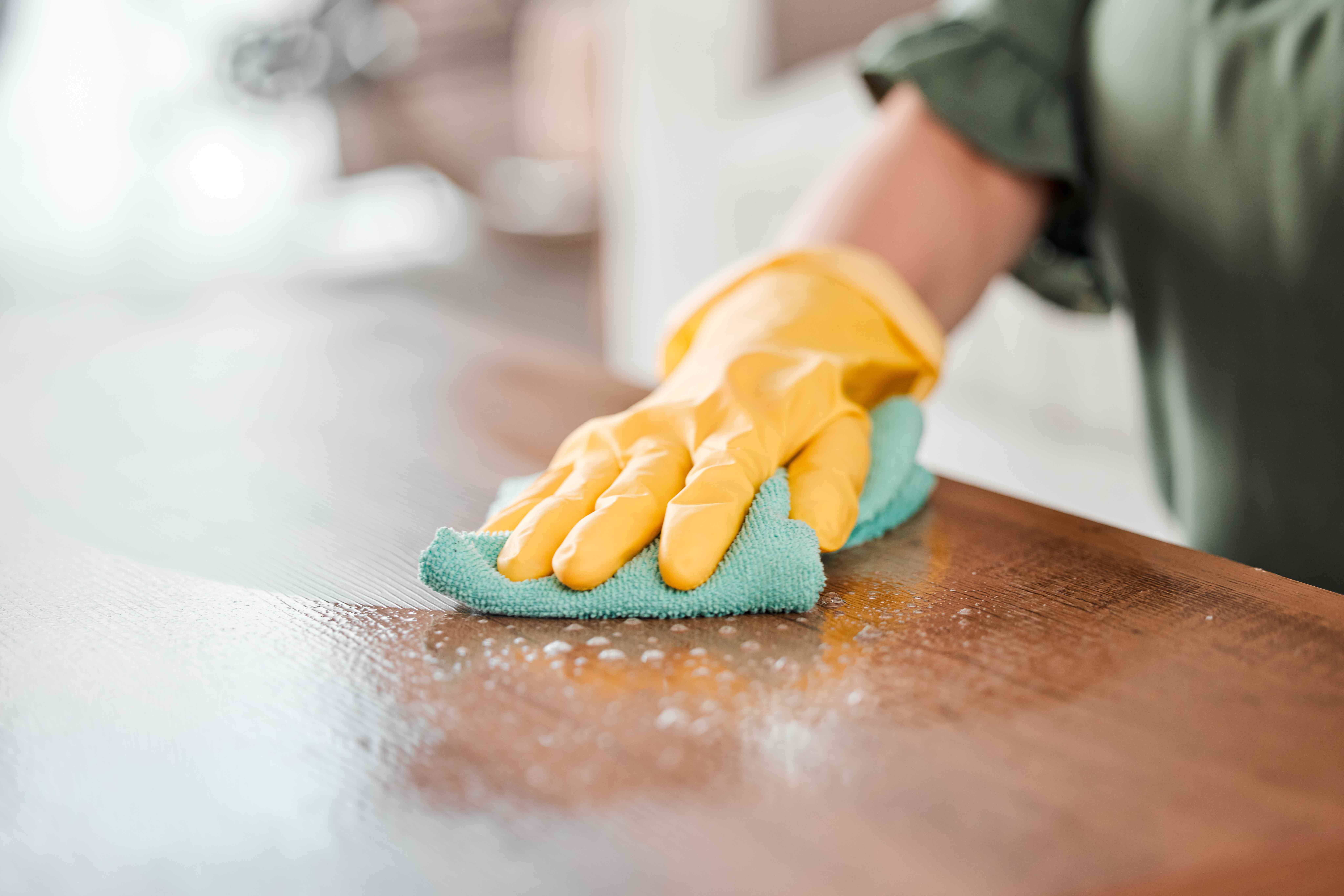 Cleaners The First Thing Professional House Cleaners Always Do Before They Start ...