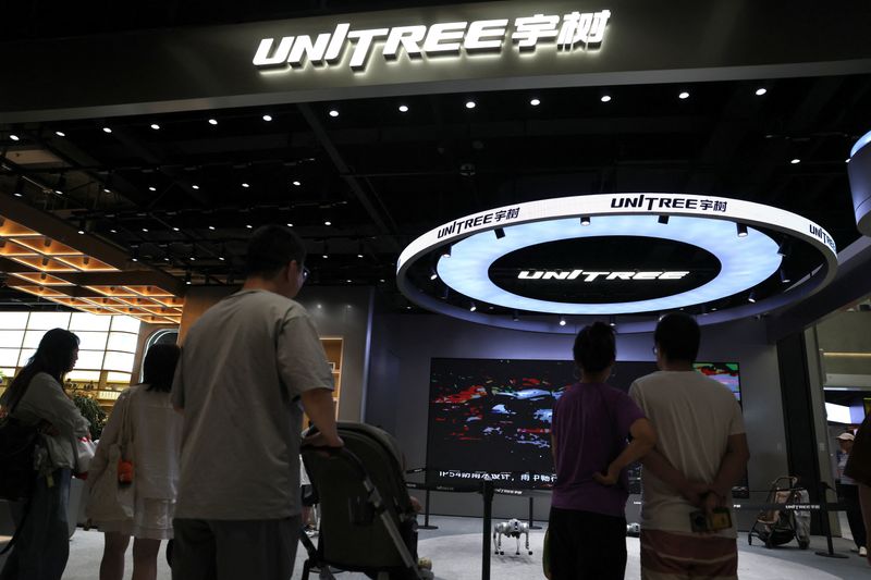 Photo: aol.com 中國5歲女童被機器人踢斷4顆牙 業者證實是宇樹科技產品