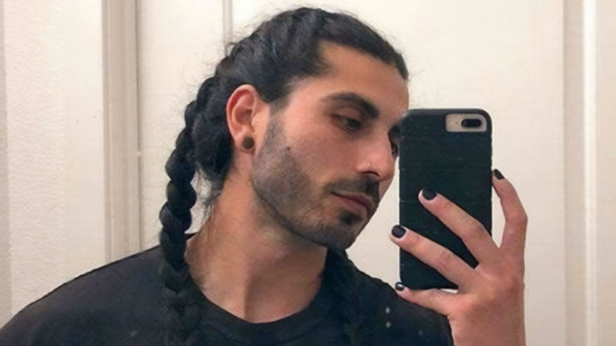 62 Long-Haired Guys Who Totally Nailed The Look (New Pics)