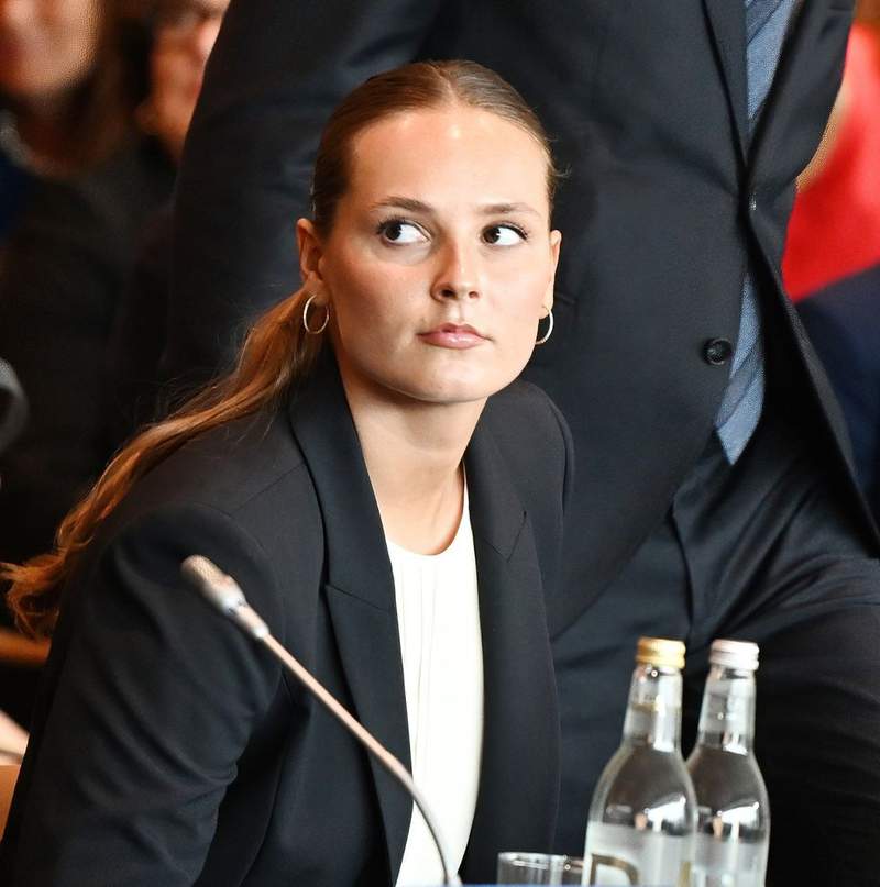Princess announces changes to studies after returning home for mother's health battle