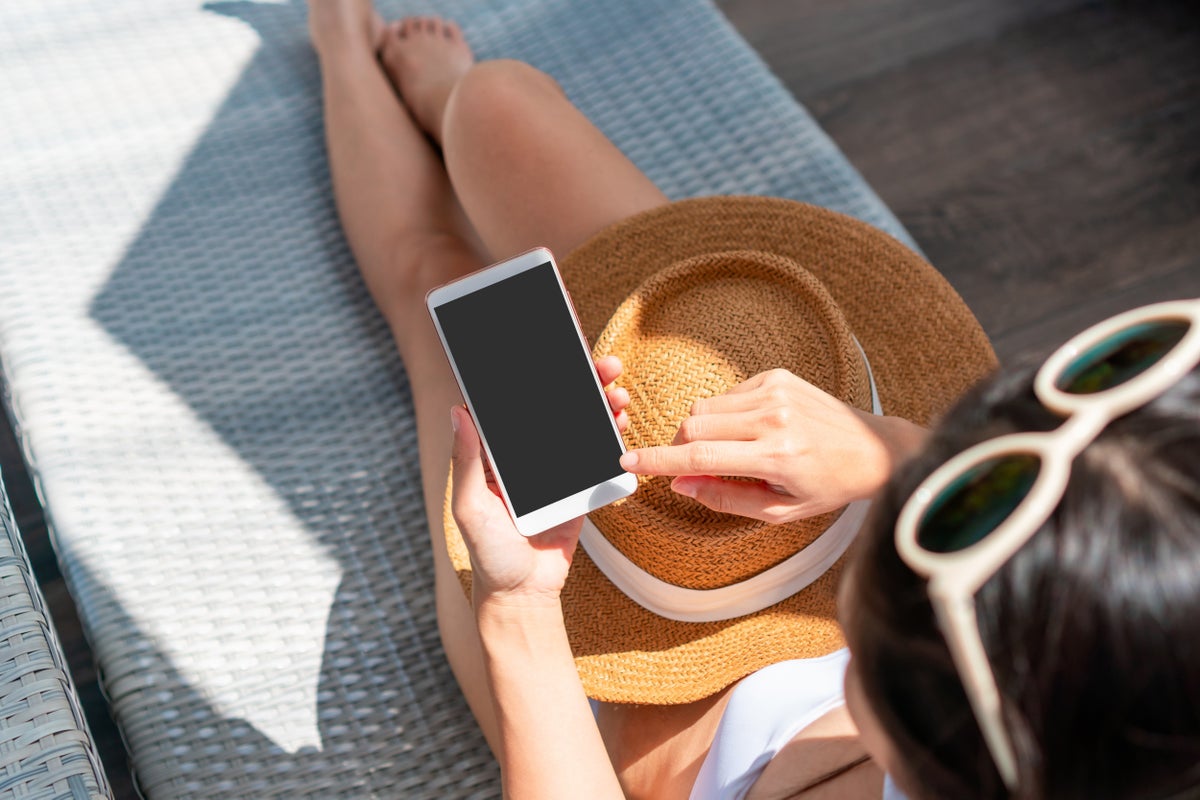Focus on small changes – like setting aside a half-hour window to check your phone if you feel it’s impossible to go without it (Pattarisara - stock.adobe.com)