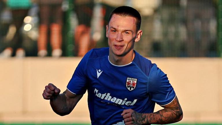 Cymru Premier: Penybont come from behind to beat Caernarfon