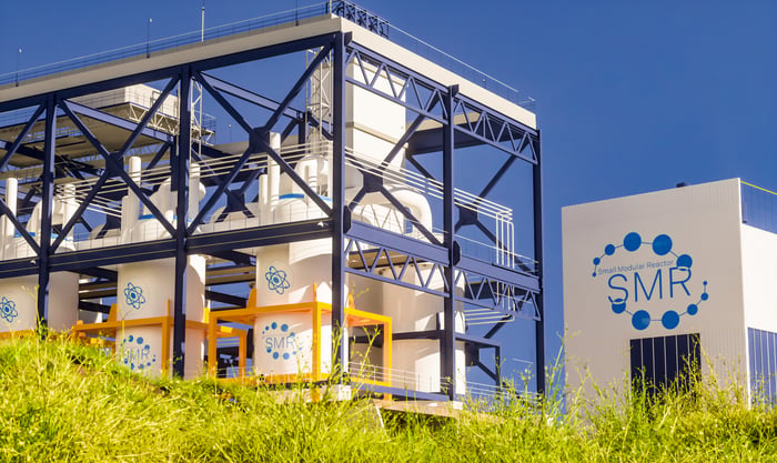 2 Energy Stocks With More Hype Than Fundamentals Right Now
