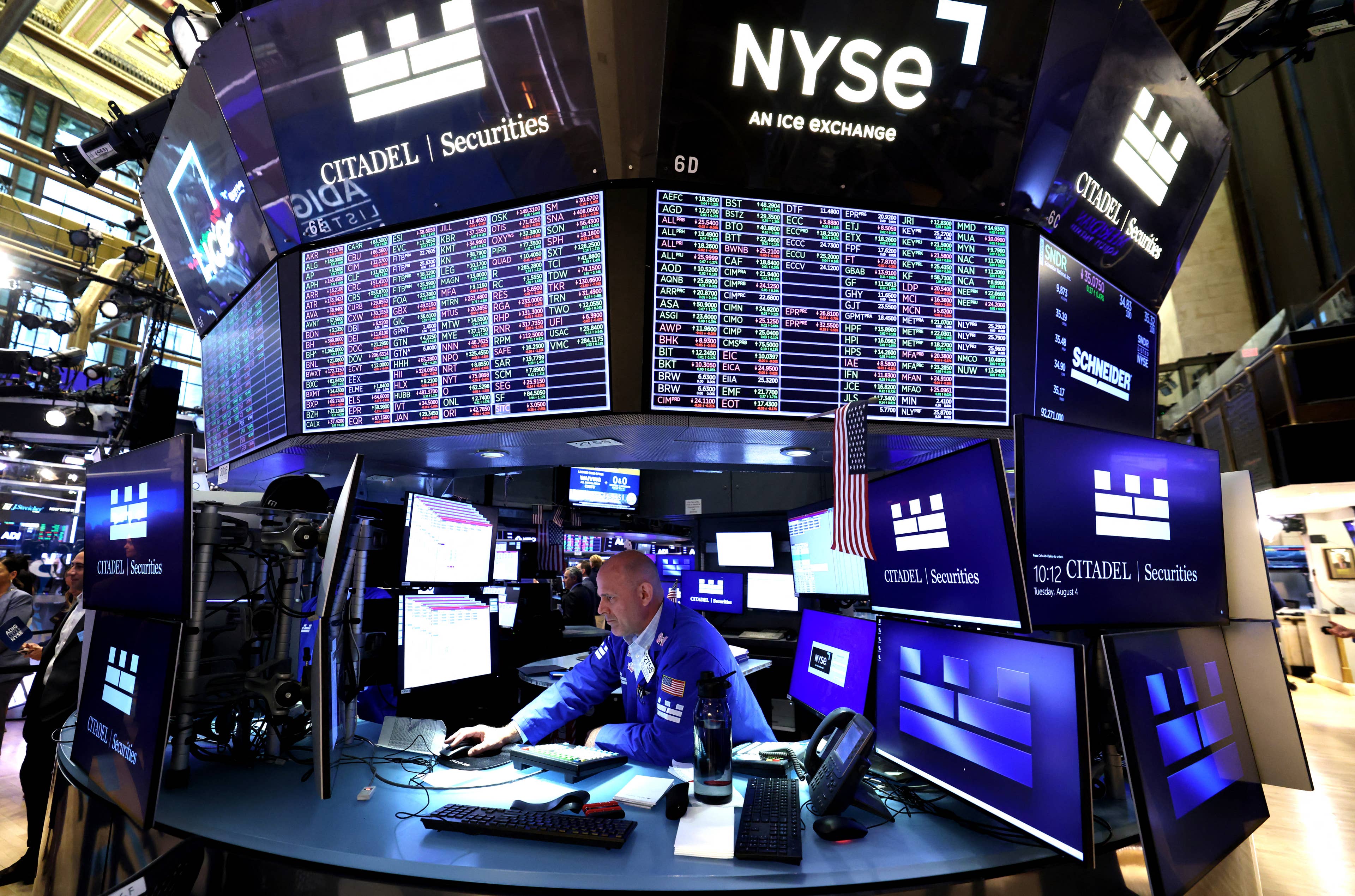 Stock market hits records as Fed removes key safety net