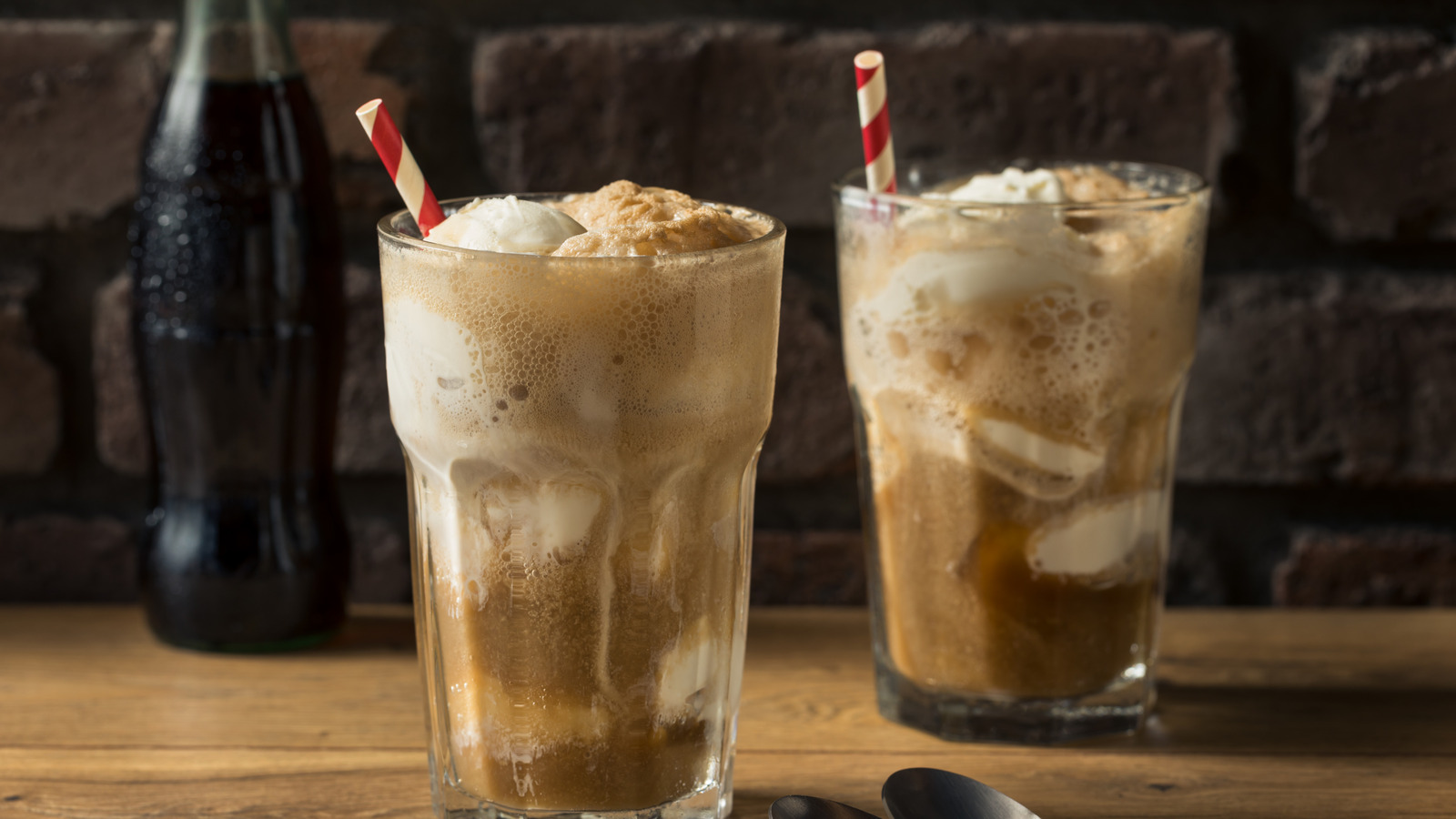 Add Peanuts To Your Ice Cream Float For The Perfect Salty Complement