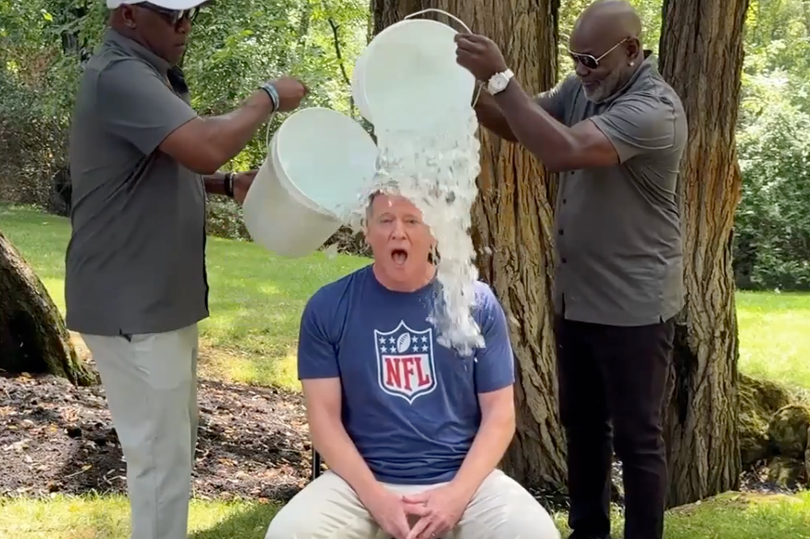 Roger Goodell has hilarious reaction to ALS Ice Bucket Challenge in honor of Chris Johnson