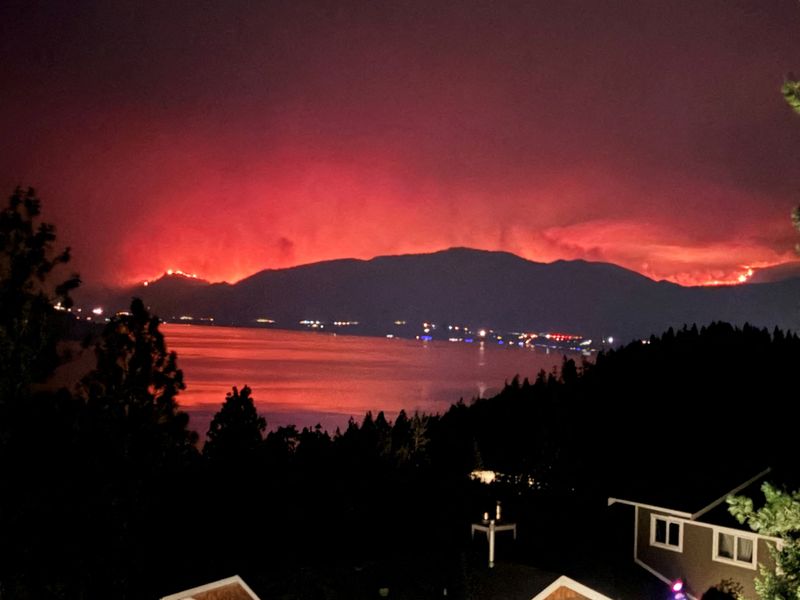 British Columbia to get federal assistance as wildfire forces evacuations