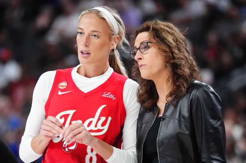 Stephanie White refuses to stick up for Sophie Cunningham over DiJonai  Carrington clash - AOL