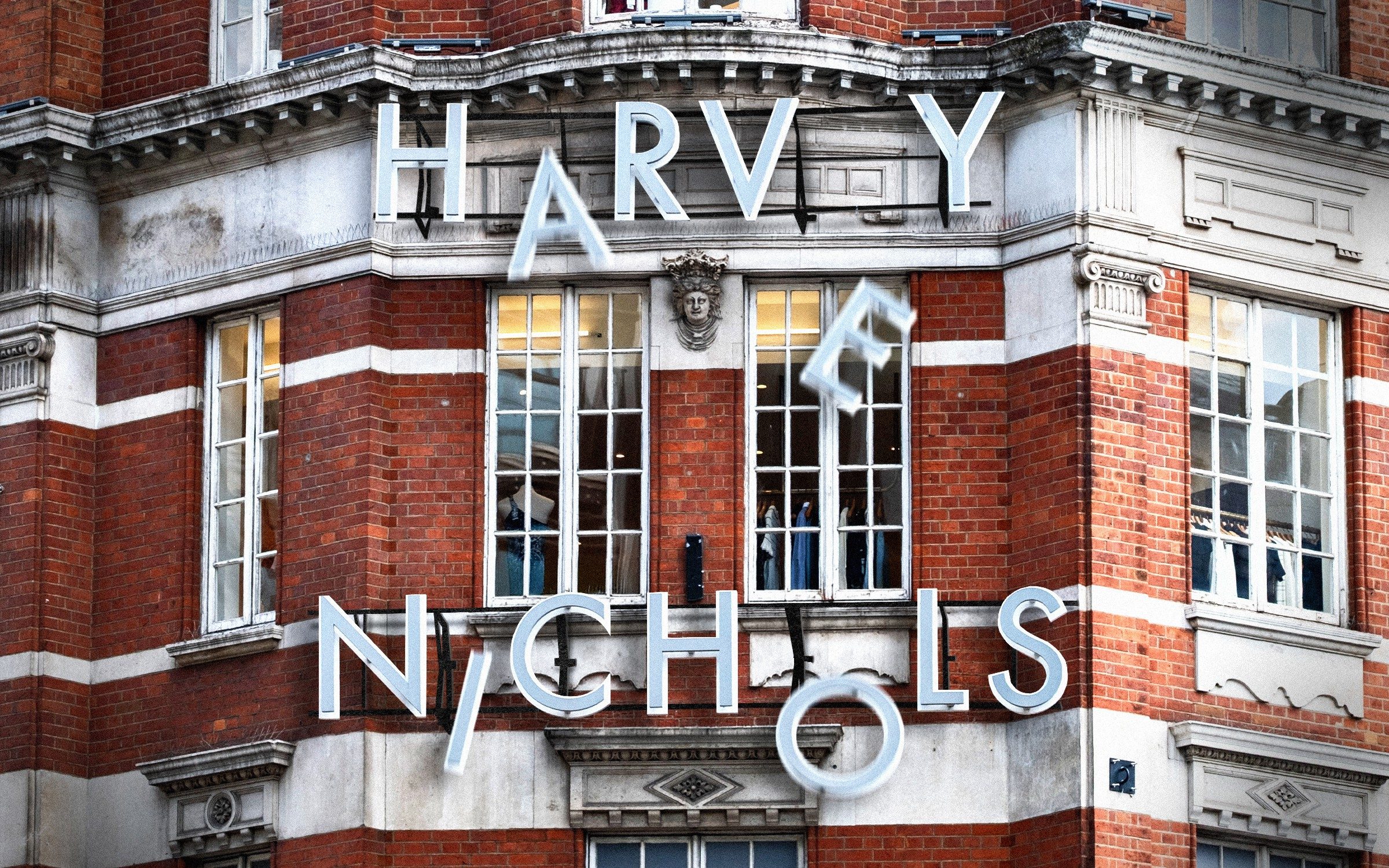 Harvey Nicks was once absolutely fabulous. Now it's lost in no woman's land