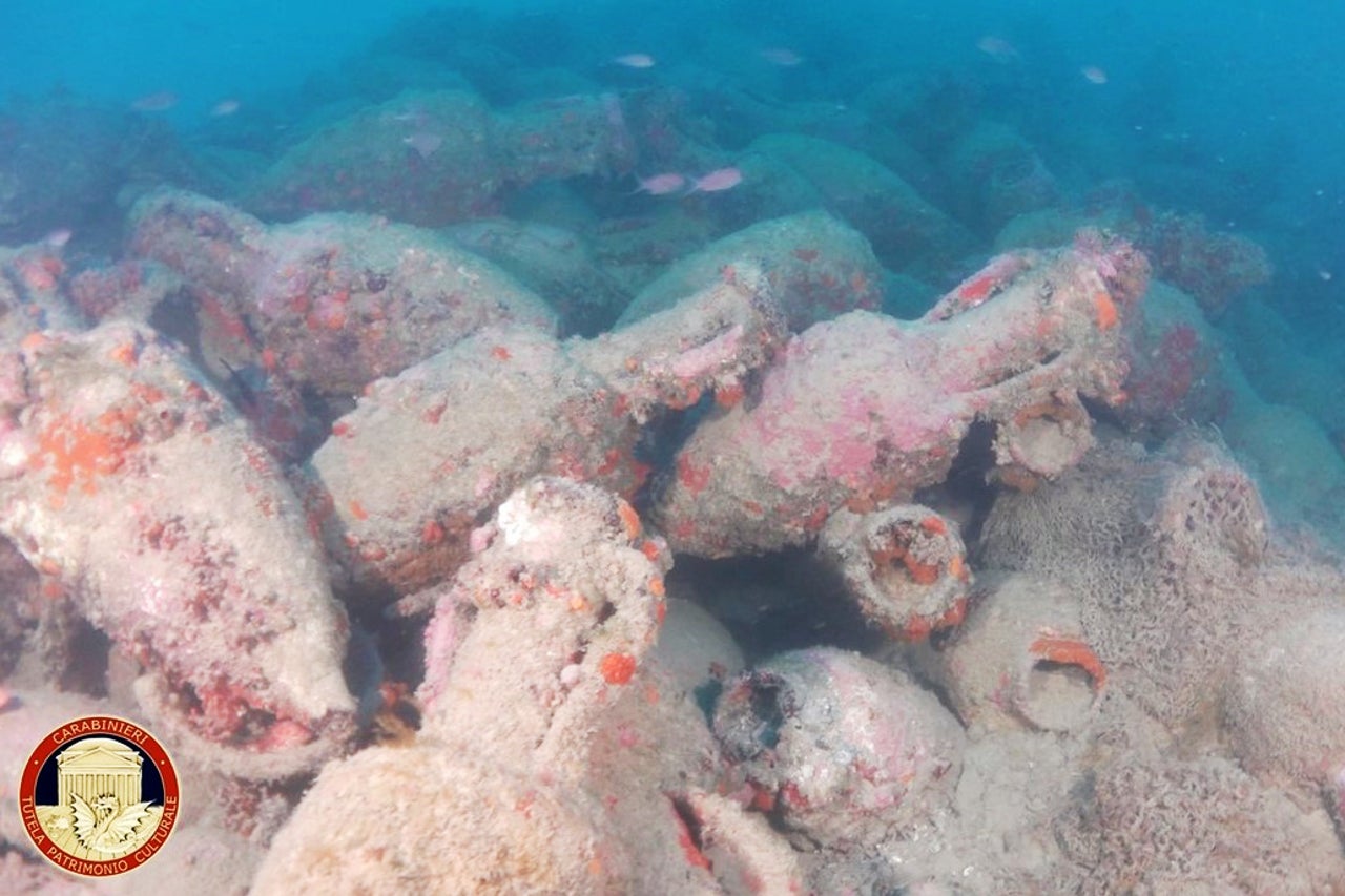 Sicily Coast Ancient Roman Shipwreck Discovered Packed With Amphorae