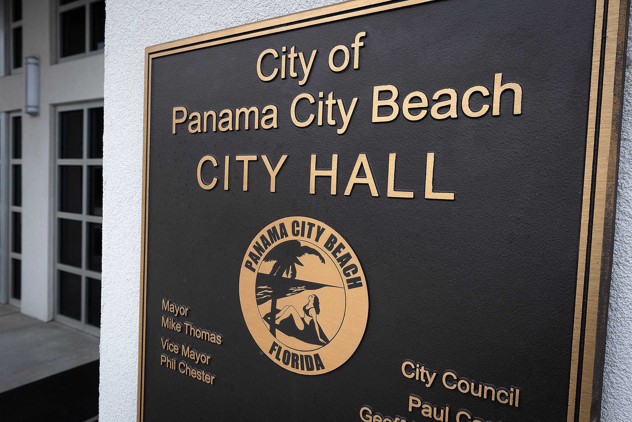 Another person dies after falling from Panama City Beach condo balcony ...