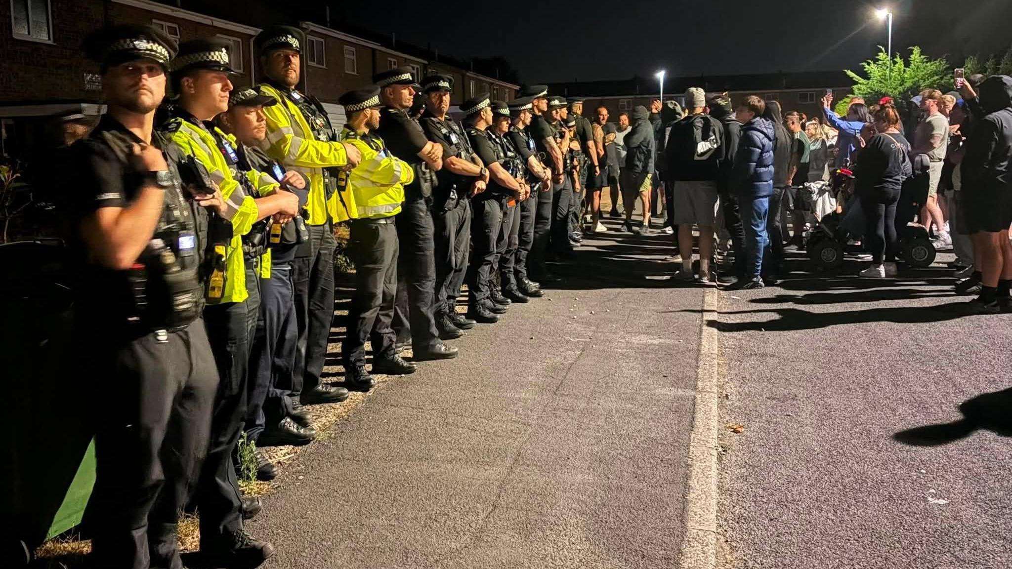 Two nights of chaos as asylum seekers rumour sees '100-strong crowd' storm  council estate - AOL