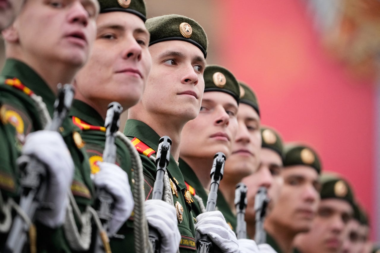 Inside Putin's aggressive army recruitment drive as Russians snatched off streets to feed Ukraine war