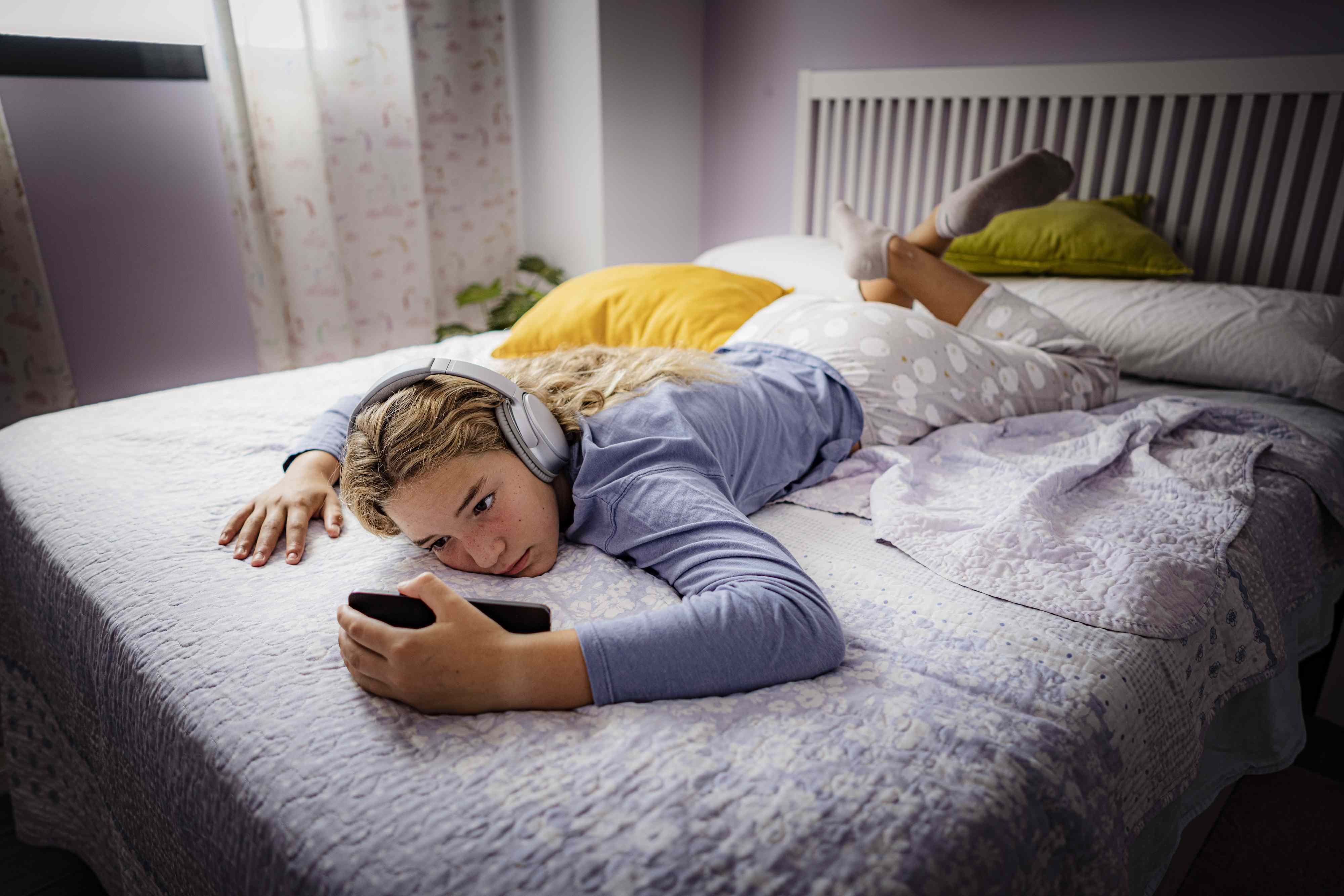 I’ve Parented 2 Teenagers, and I Learned You Can’t Force Sleep—But You ...