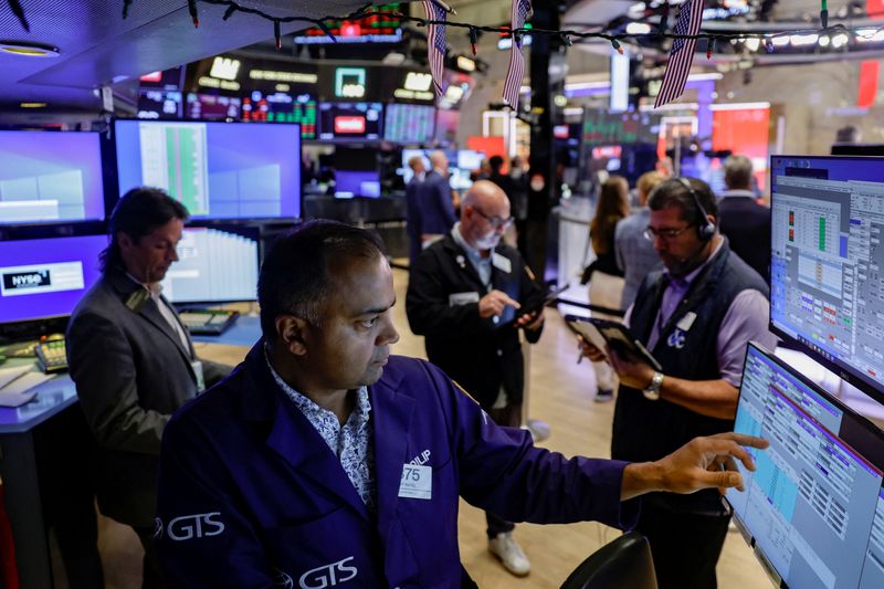 Photo: aol.com S&P 500 futures inch higher as traders watch for Strait of Hormuz deal, inflation data: Live