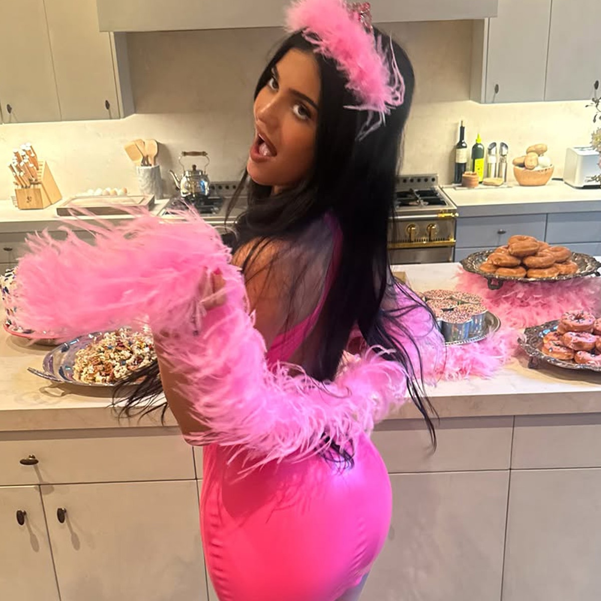kylie pink birthday dress Inside Jenner's 29th Bash With Hailey Bieber & More kylie jenner pink outfit