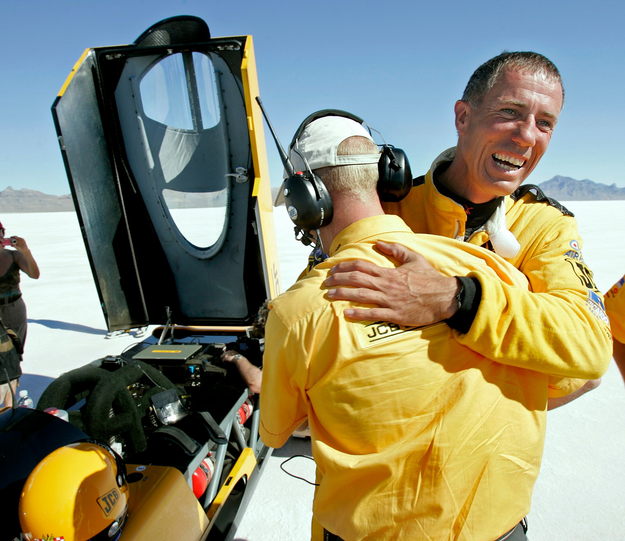 Andy Green attempts new land speed record in hydrogen car in Utah