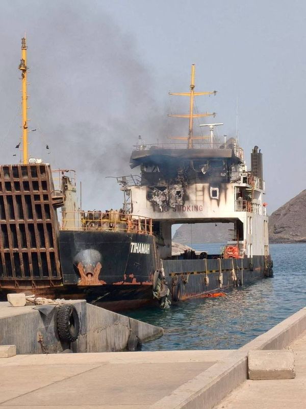 Iran says Strait of Hormuz will remain closed amid stalled US talks