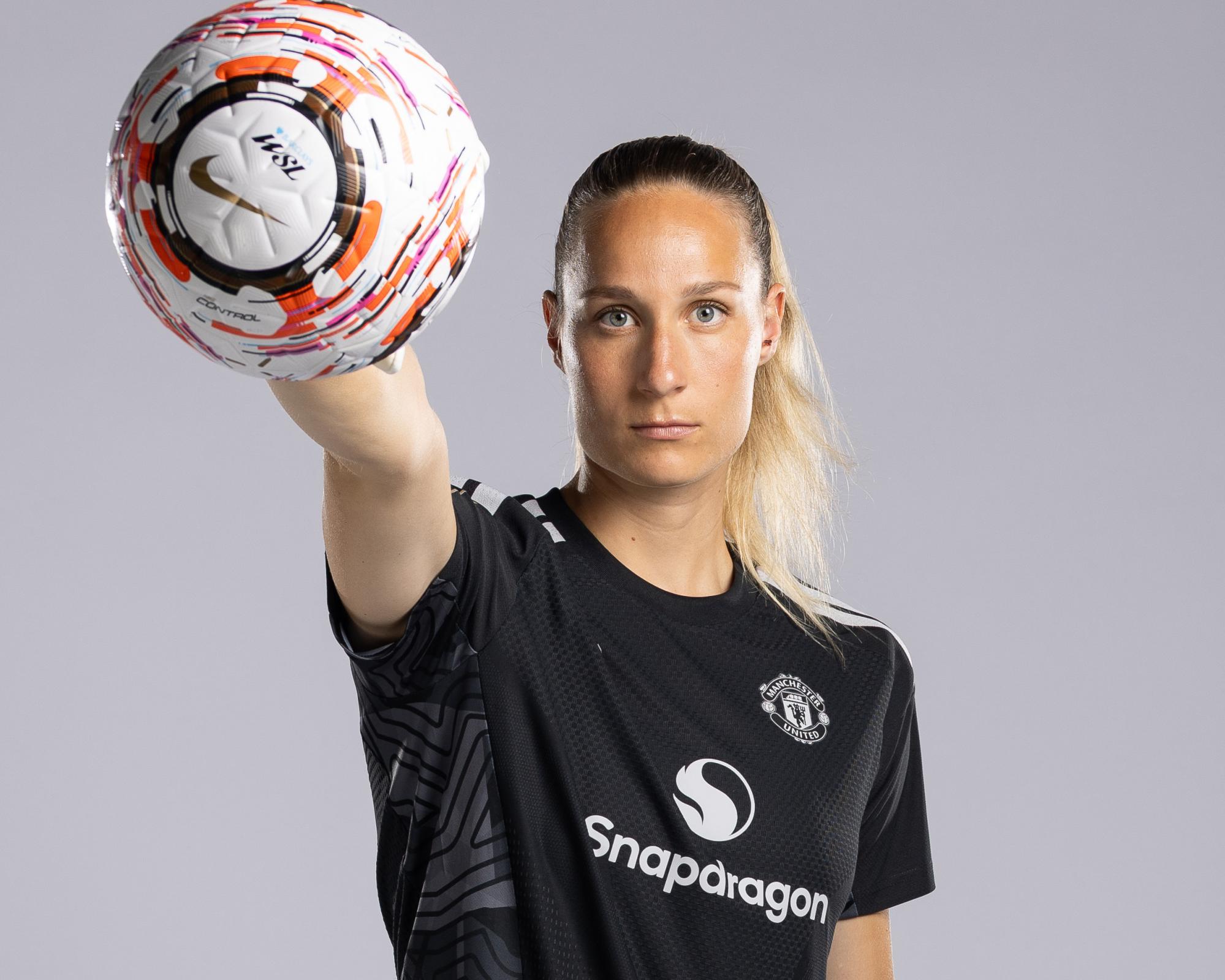 ‘It's a nice hobby': Manchester United's Janina Leitzig on goalkeeping and gardening