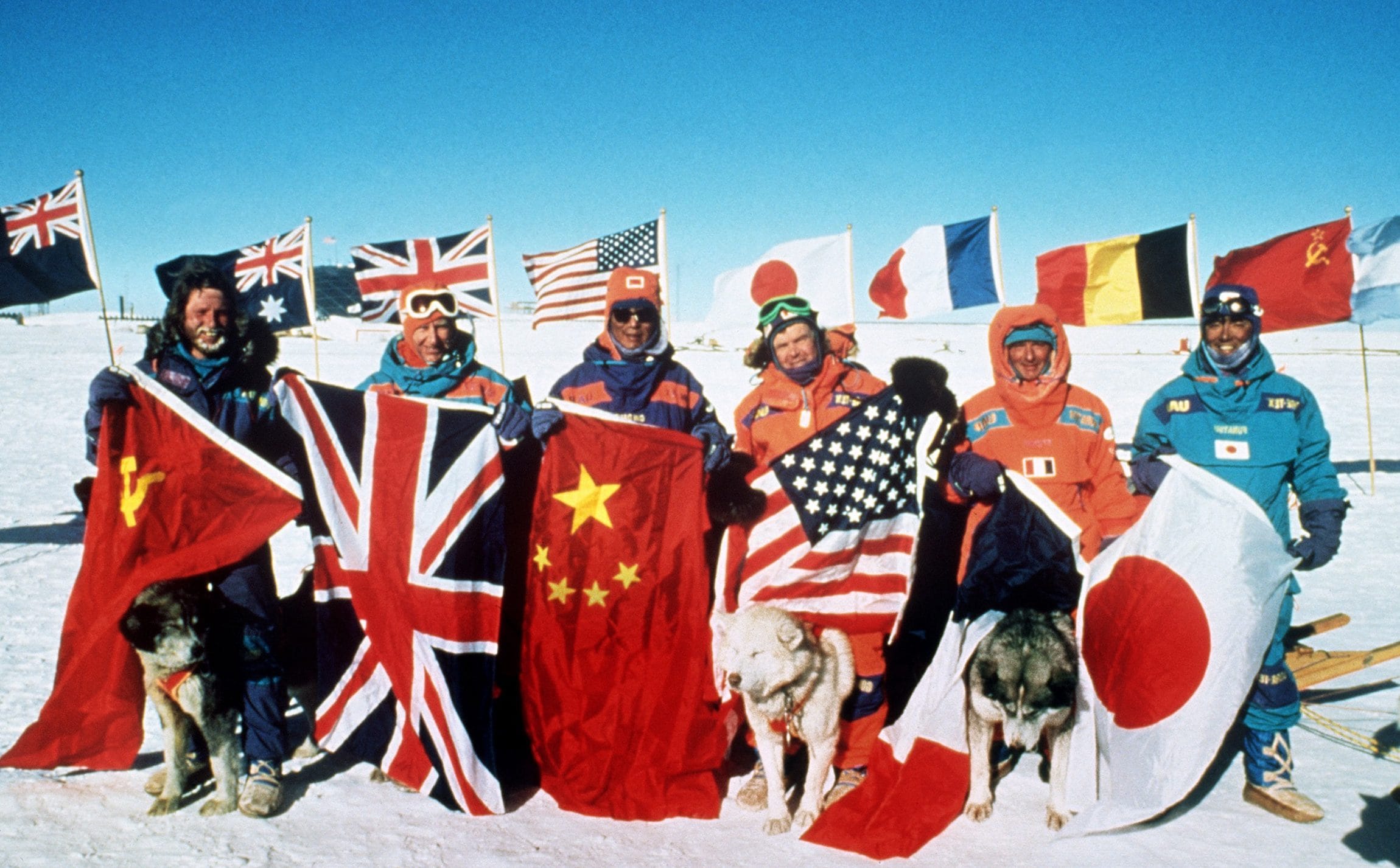Geoff Somers, polar explorer who handled 36 dogs on an ‘inspiring, brilliant’ trek across Antarctica