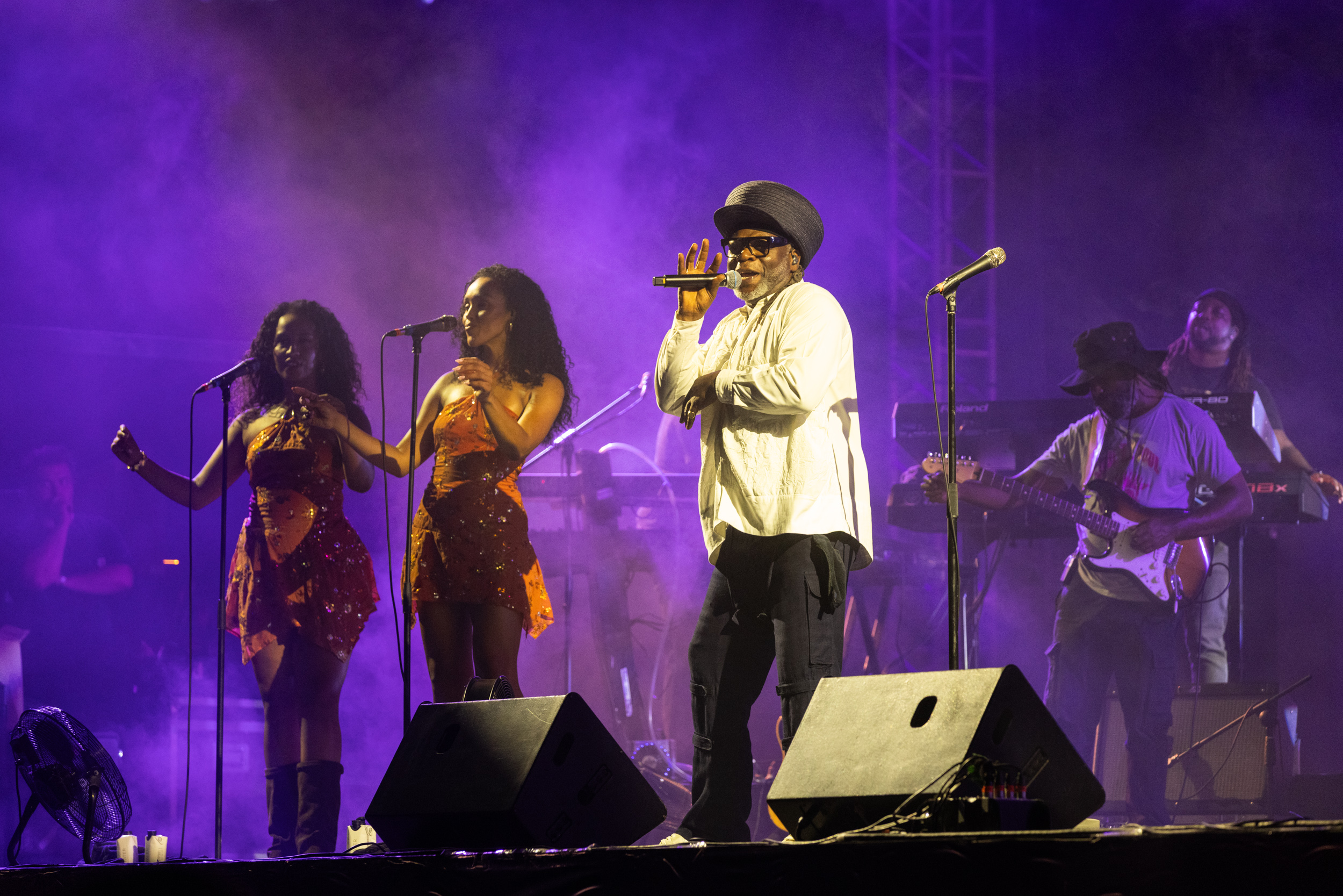 Soul II Soul (Sani Festival)