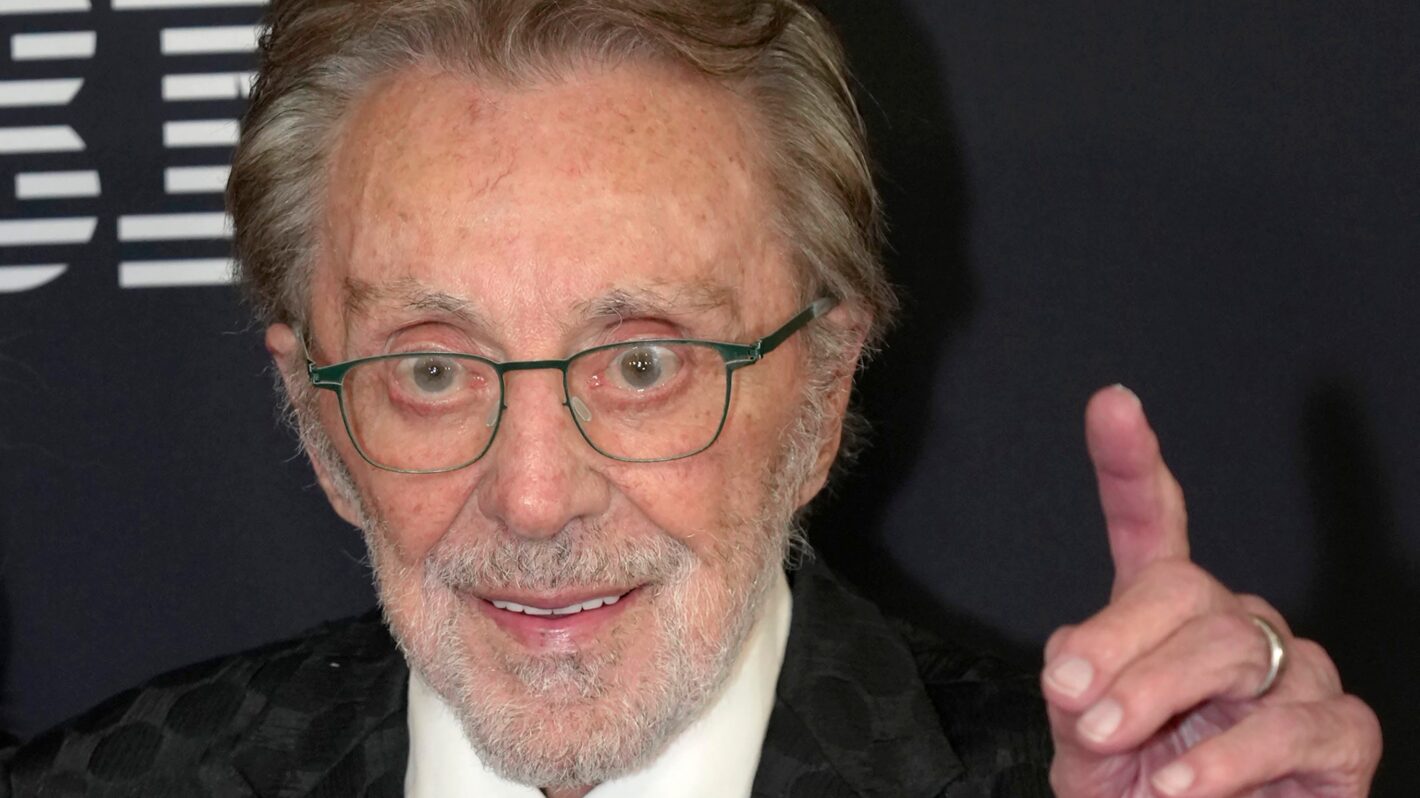 Frankie Valli Quashes Retirement Rumors in Fiery Post