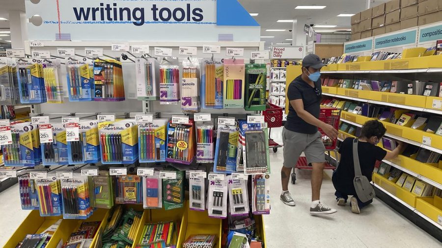 Average supplies cost for college students trending up
