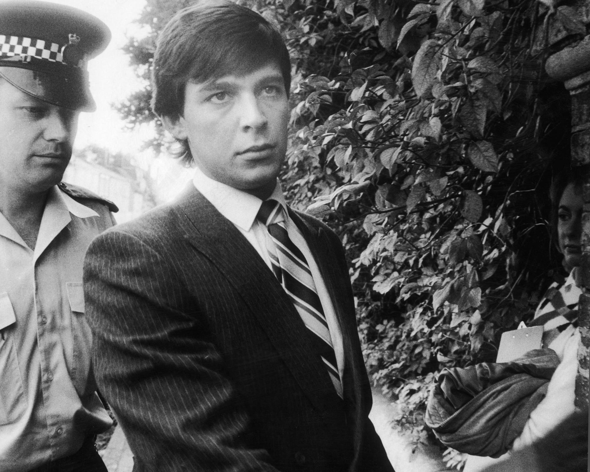 Jeremy Bamber's legal team challenge ban on his talking to the media