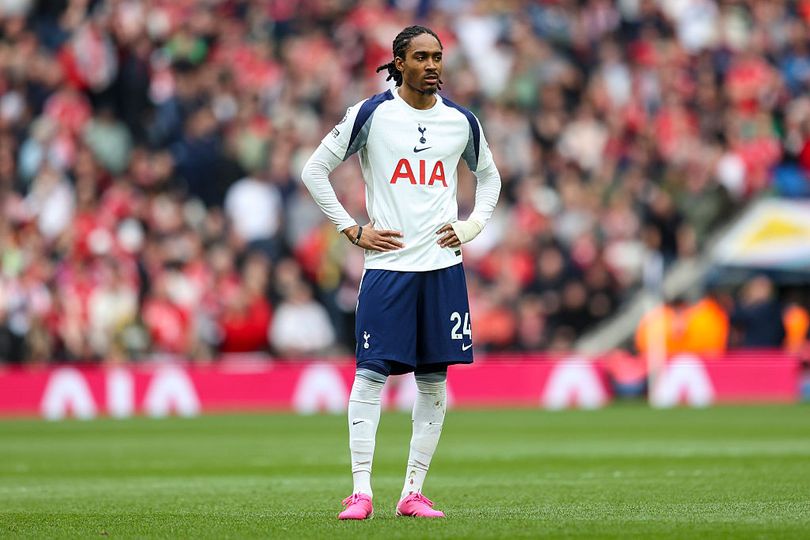 Djed Spence follows Cristian Romero out of Tottenham in £30m transfer exit