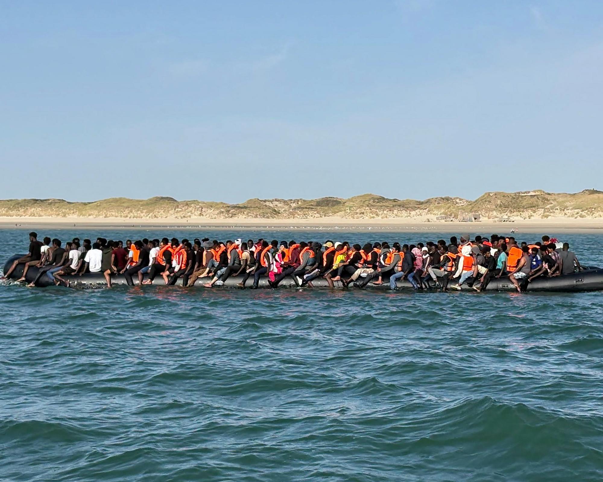 How to buy a ‘mega-dinghy': the perilous new model of Channel crossing