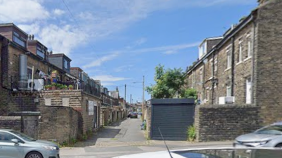 Firearms and drugs seized from cars