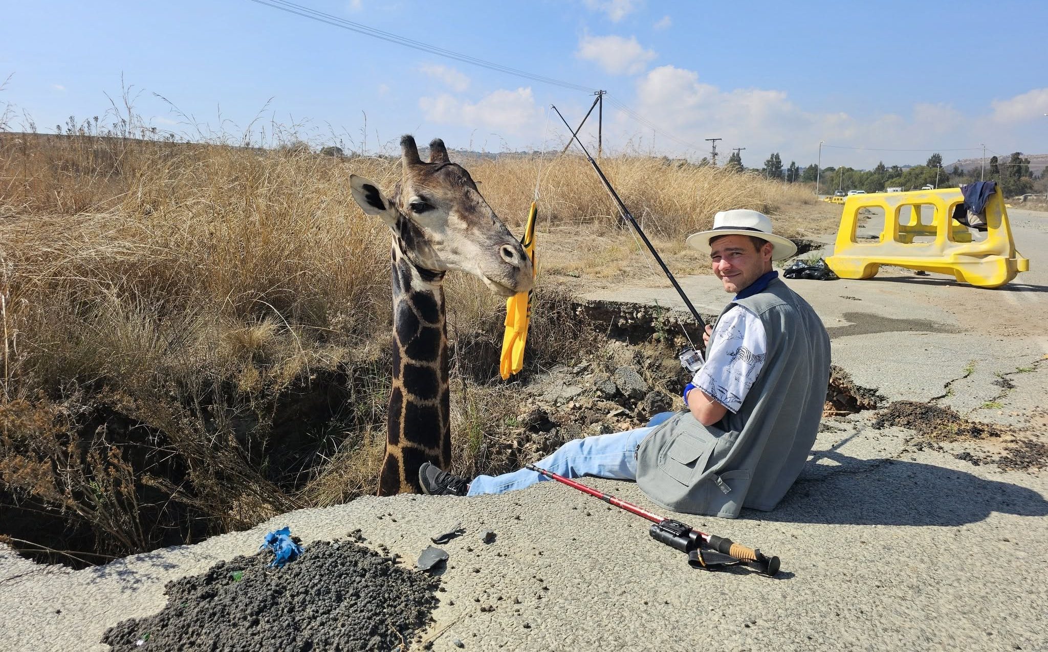 ‘Giraffe's head' sinkhole stunt backfires in South Africa