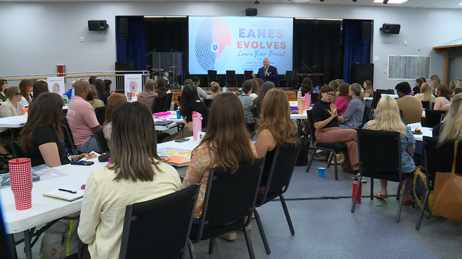Texas school districts still struggle to fund state safety requirements, hire officers