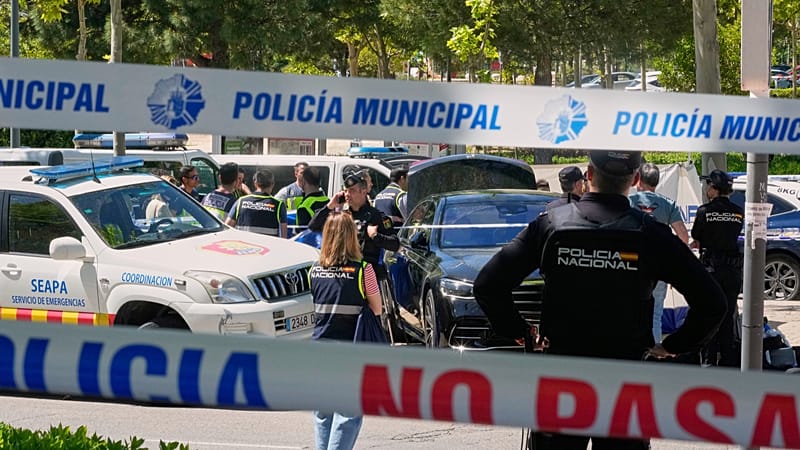 Three dead, including pregnant woman and child, in southern Spain shooting