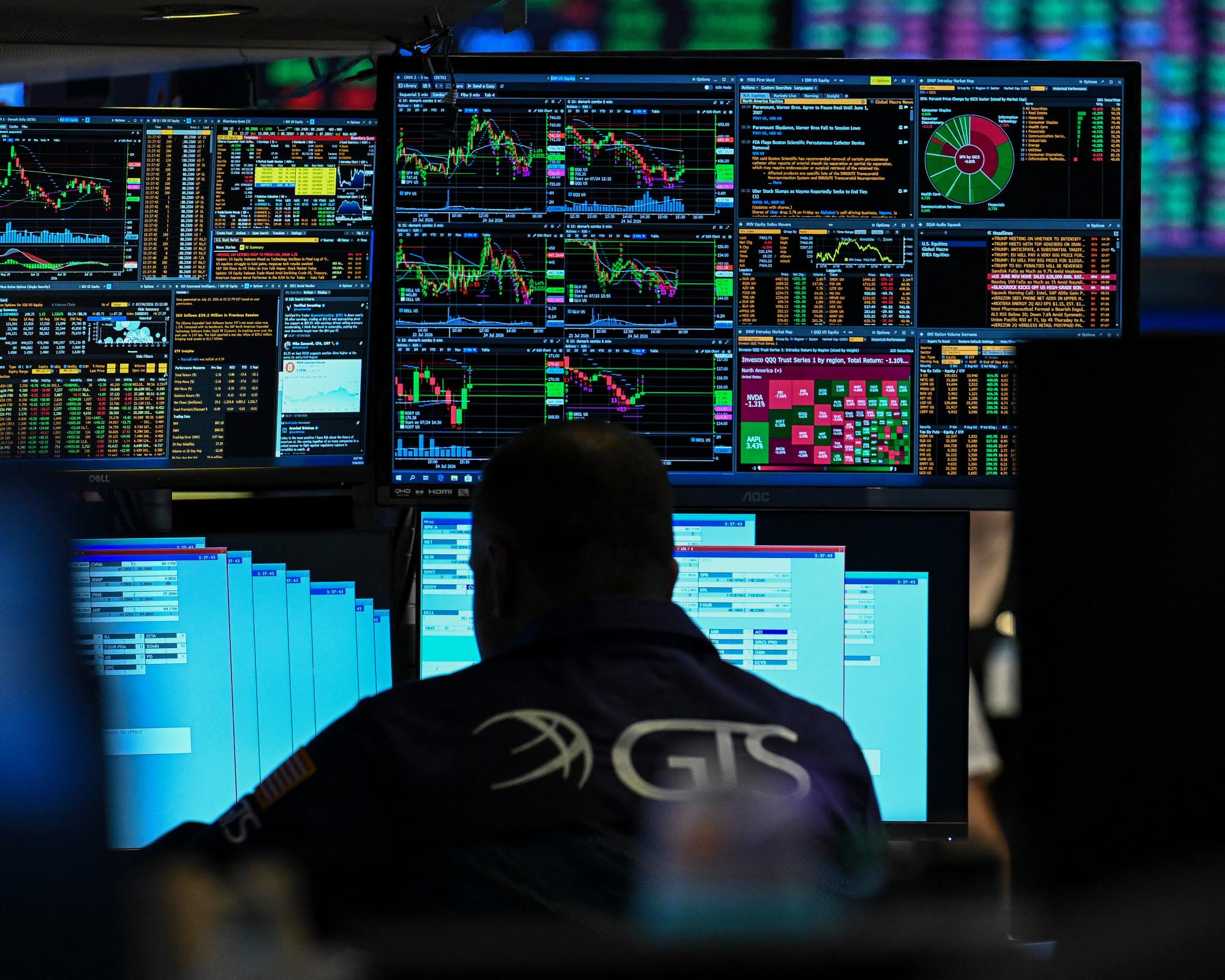 Governments' borrowing costs hit further multi-decade highs as US-Iran peace hopes fade