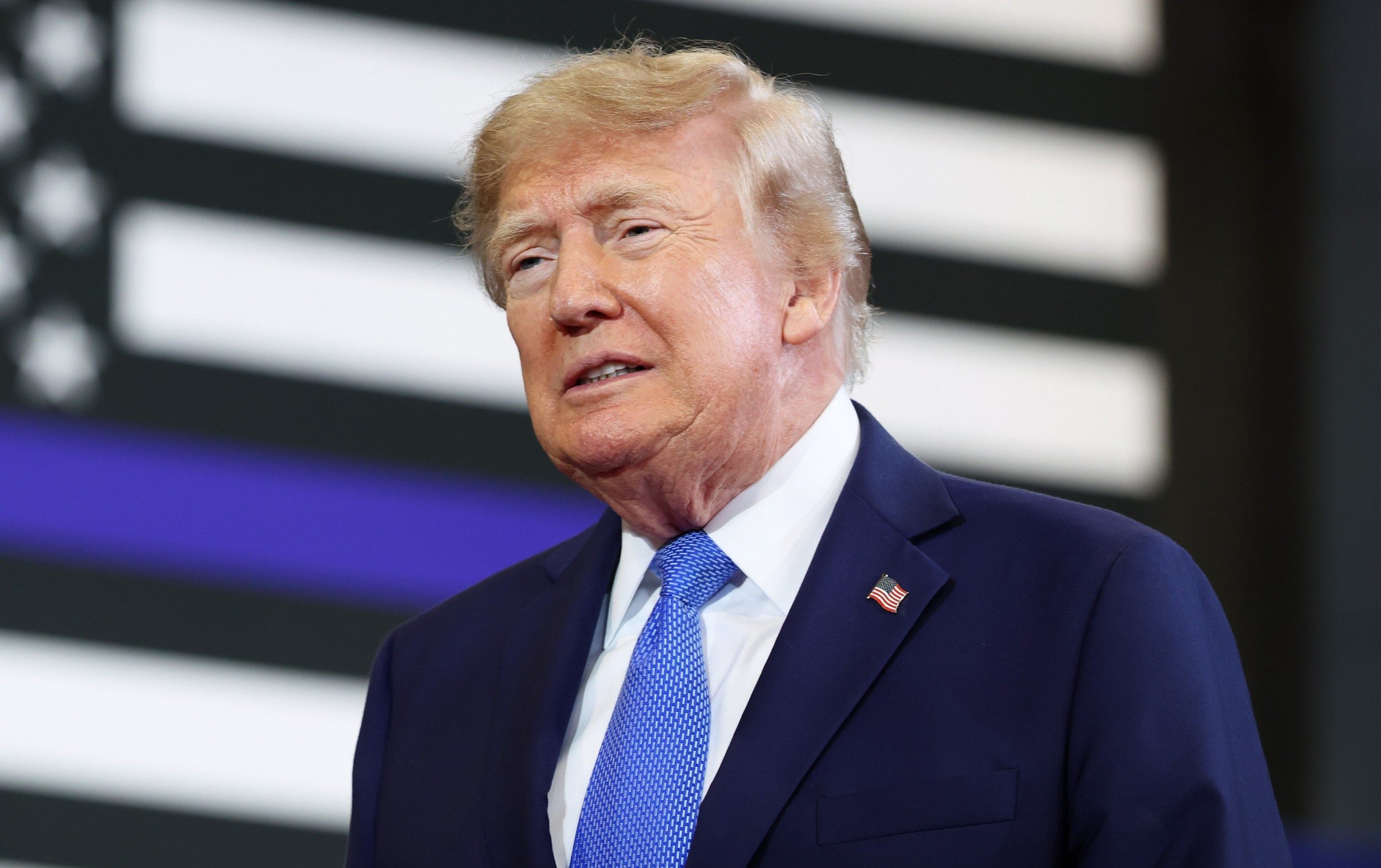 Trump intervenes in bond markets to calm investors